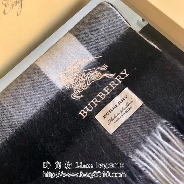 BURBERRY巴寶莉頂級品質 巴家經典格子圍巾 男女同款 LLWJ6145